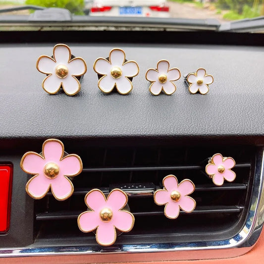 4Pcs/Set Car Outlet Vent Perfume Clips Car Air Freshener Conditioning Aromatherapy Small Daisy Interior Decoration Accessories